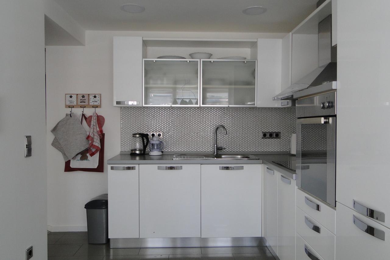 Apartment Galerija トゥズラ エクステリア 写真